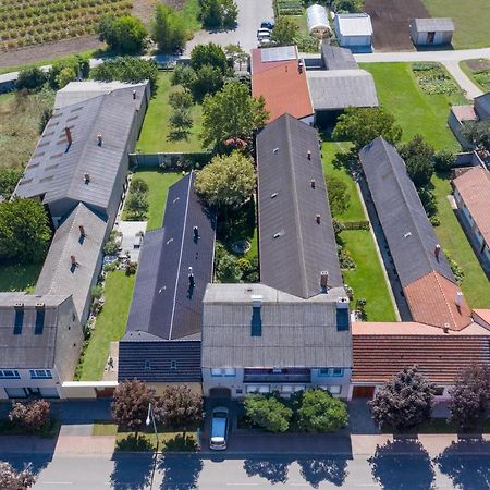 Bar Pension Lang Sankt Andra am Zicksee Luaran gambar