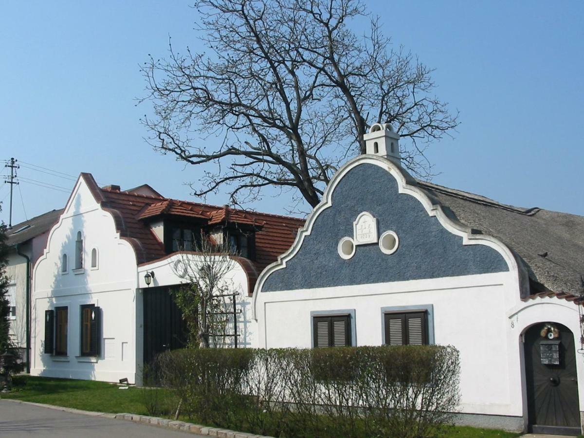 Bar Pension Lang Sankt Andra am Zicksee Luaran gambar